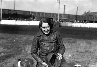 Illustration for article titled From Ireland to Australia, Fay Taylour Proved Women Didn't Need Handicap Starts to Dominate a Race